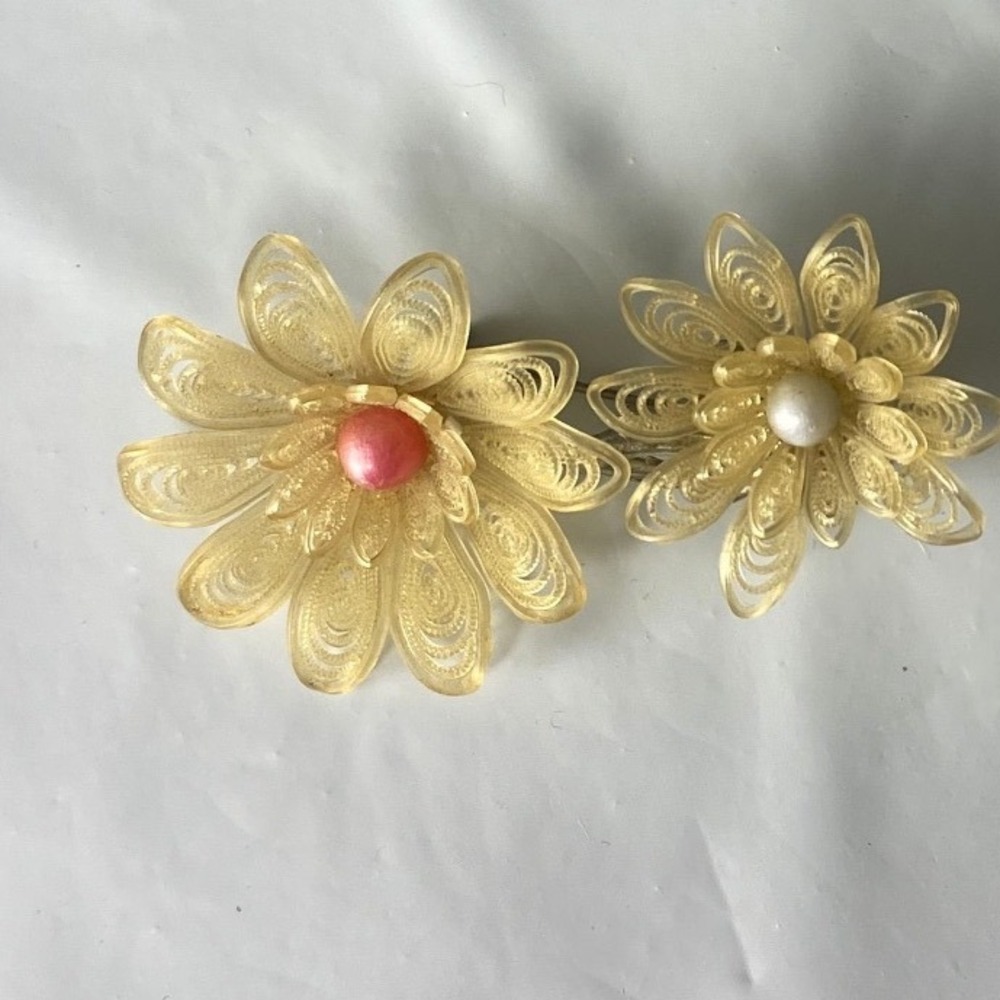 Vintage Quilled Flower Brooch Pin Set Yellow Filigree Floral Jewelry 2 Piece